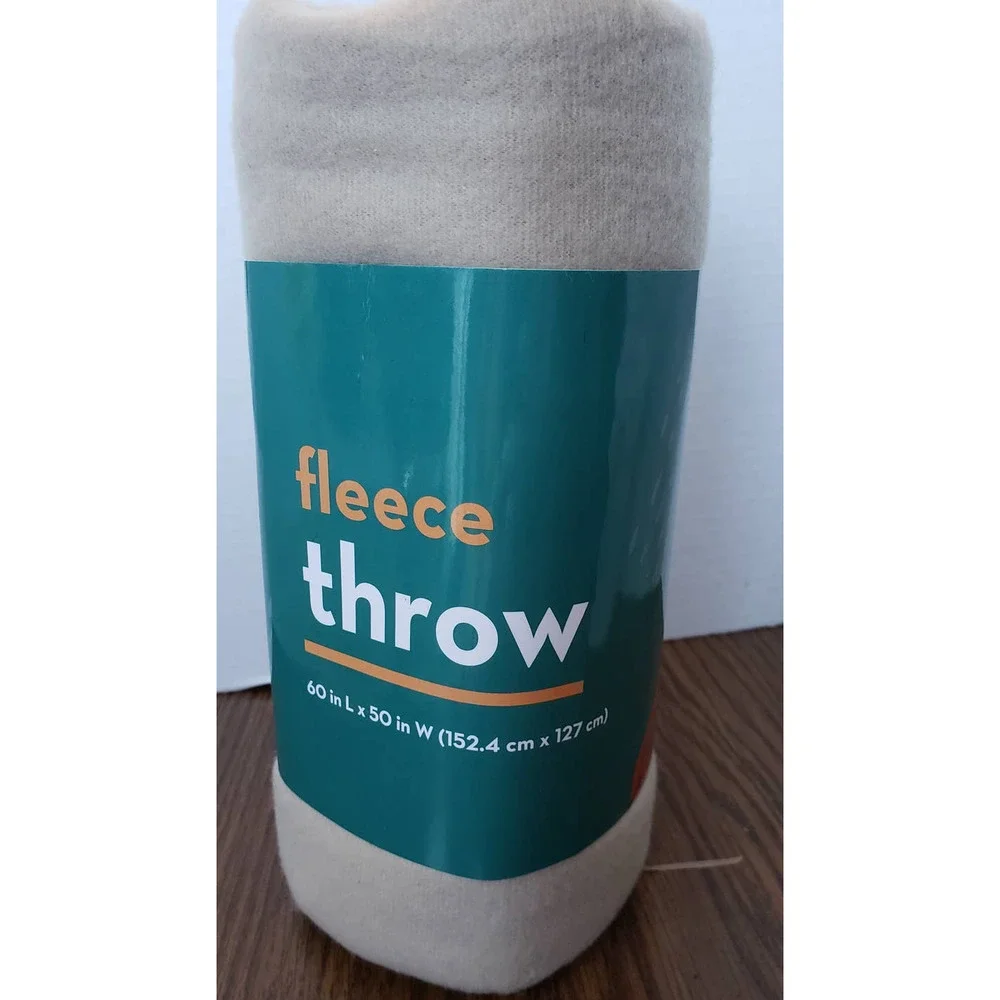 Home Fleece Sandcastle Beige Light Weight Throw Blanket 50 X 60 Inches New